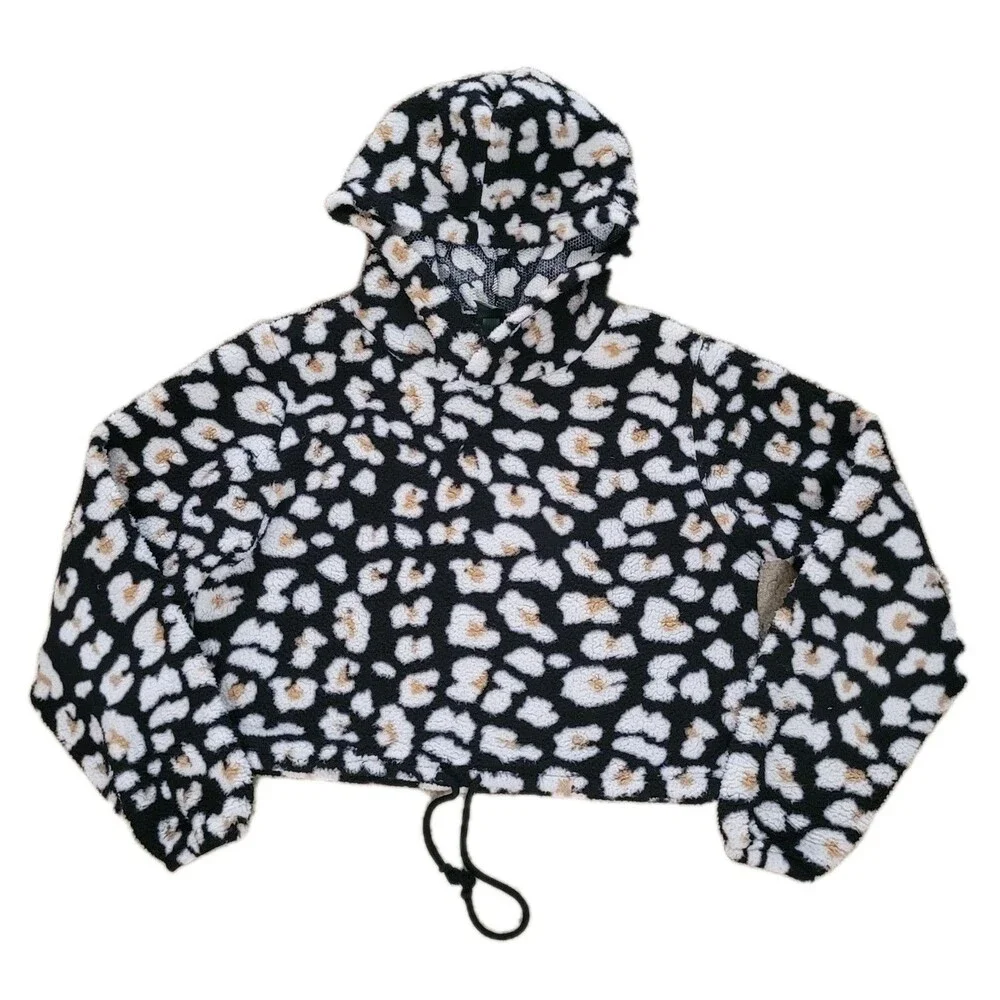 Wild Fable Cropped Hoodie Womens M Black White Animal Print Fleece Pullover - Picture 1 of 12